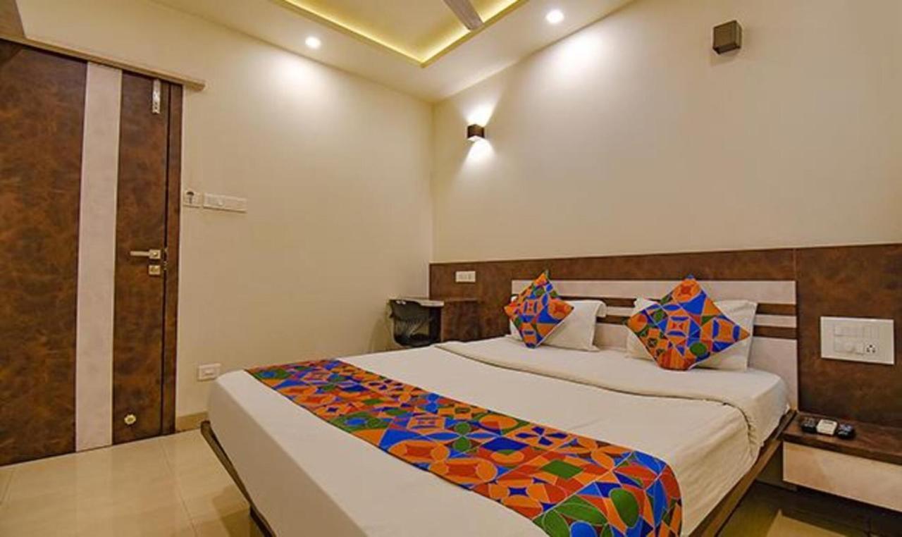 Fabhotel Royce Studio Apartments - Nr Pune International Airport Екстериор снимка