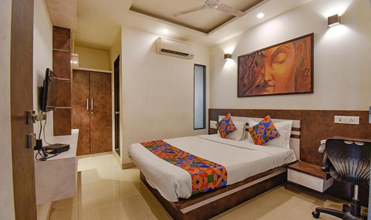 Fabhotel Royce Studio Apartments - Nr Pune International Airport Екстериор снимка