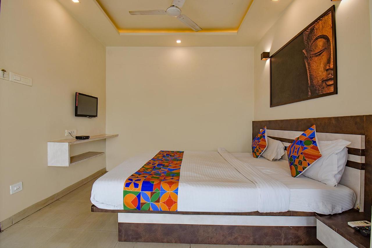 Fabhotel Royce Studio Apartments - Nr Pune International Airport Екстериор снимка